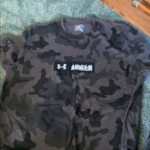 Under armour t shirt